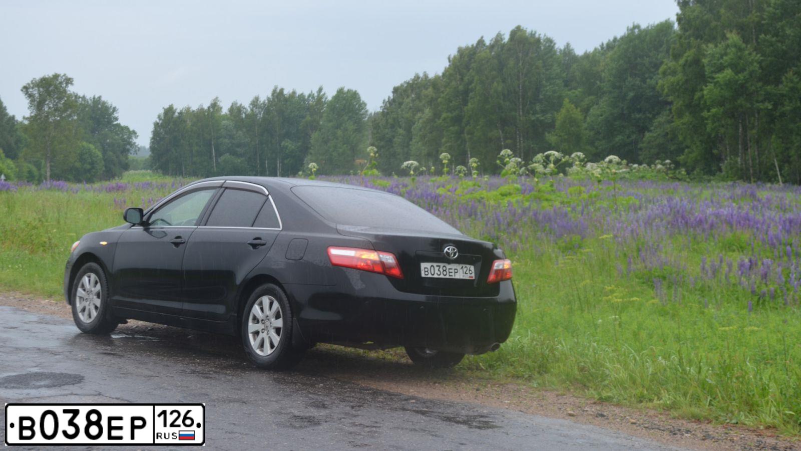 Фото автомобиля TOYOTA CAMRY, 2008 — госномер М159ХВ10. Цвет: ЧЕРНЫЙ
