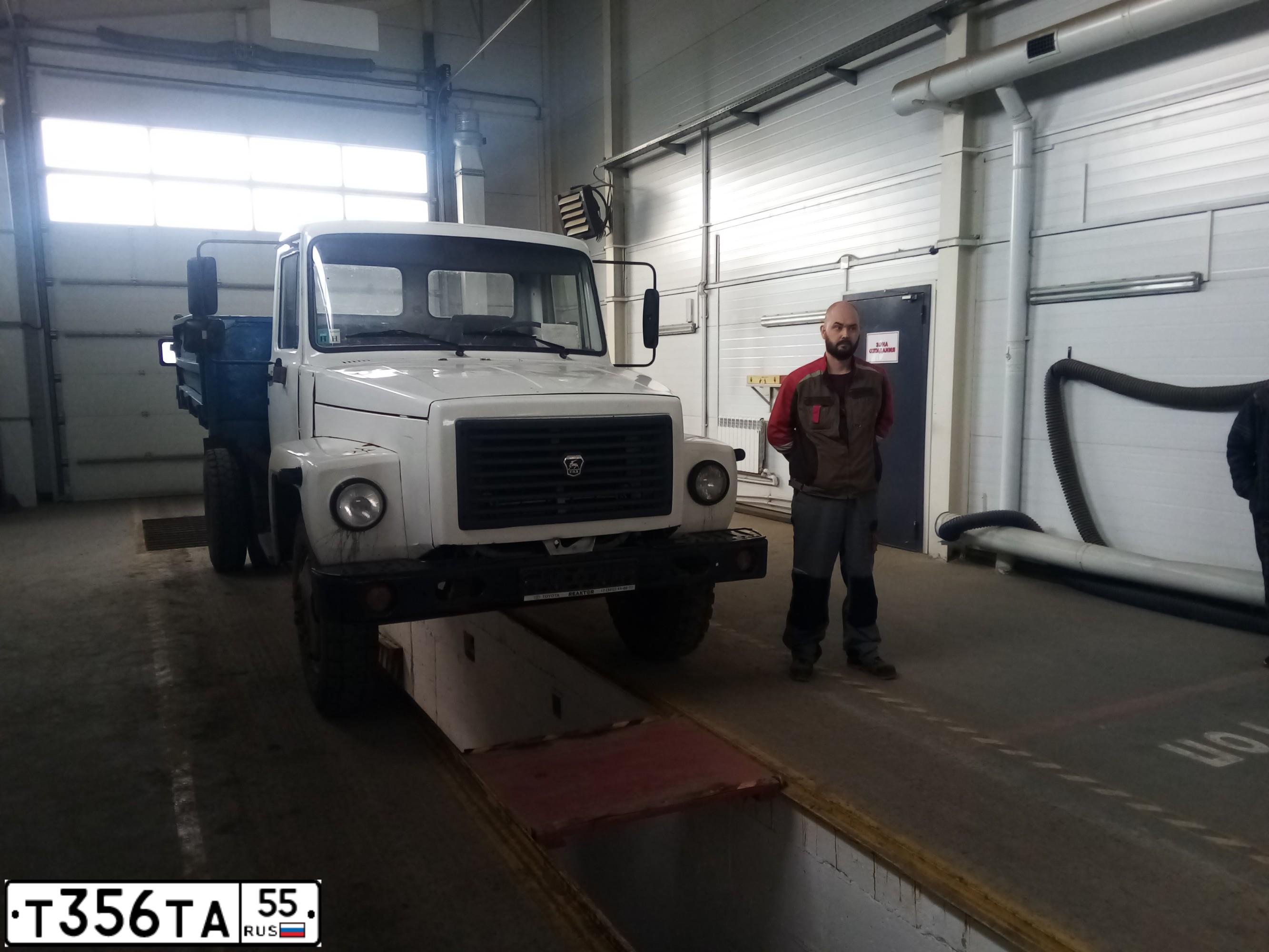 Фото автомобиля ГАЗ (ОТЕЧЕСТВЕННАЯ) ДРУГАЯ (ГРУЗОВОЙ), 2004 — госномер Х700УК55