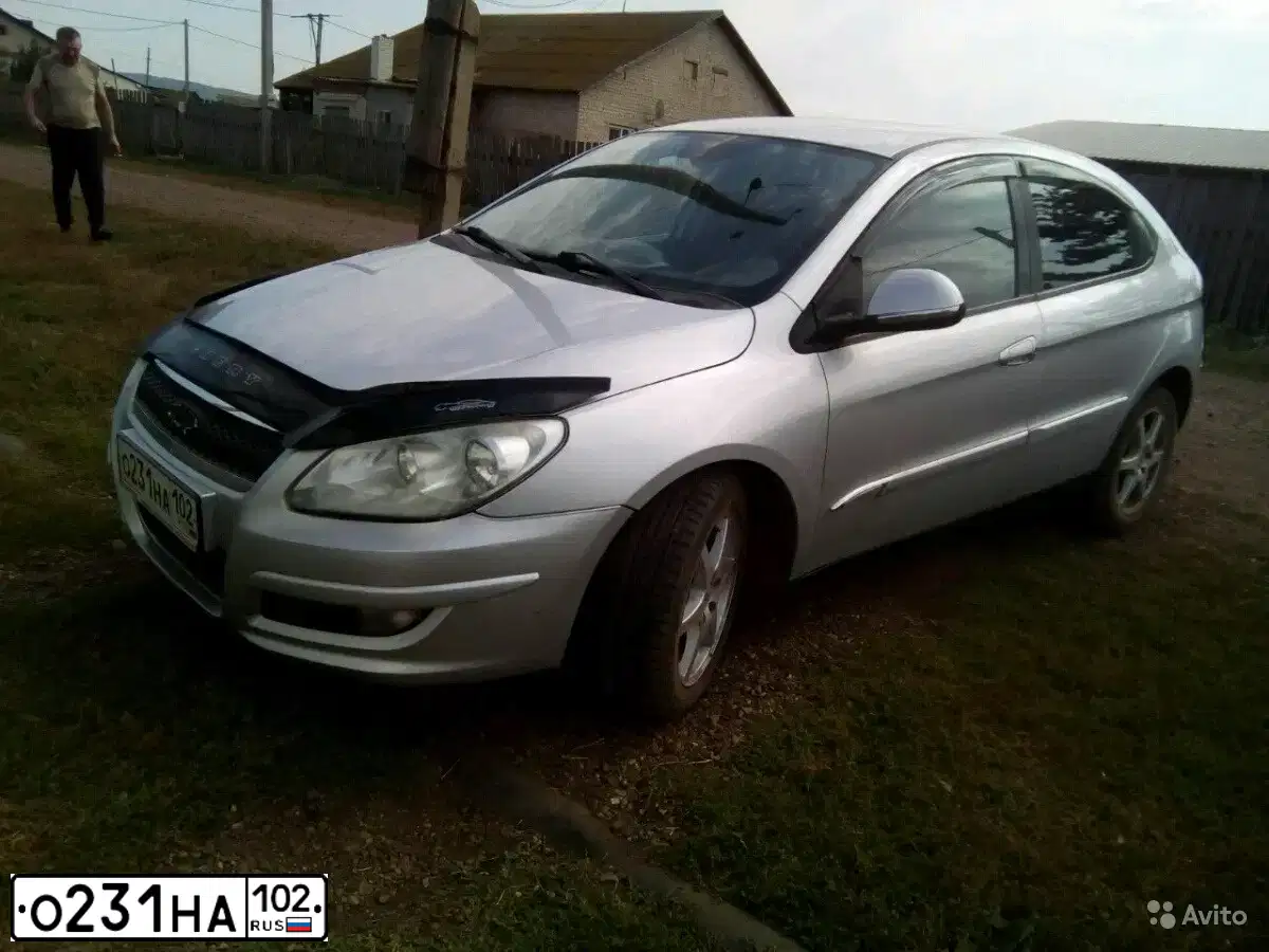 Фото автомобиля CHERY Y A3 M11, 2010 — госномер А150ХО156. Цвет: Серебристый
