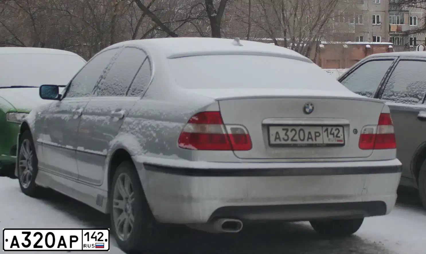 Фото автомобиля BMW SERIE 3, 2004 — госномер М173МА142. Цвет: СВЕТЛО-СЕРЫЙ