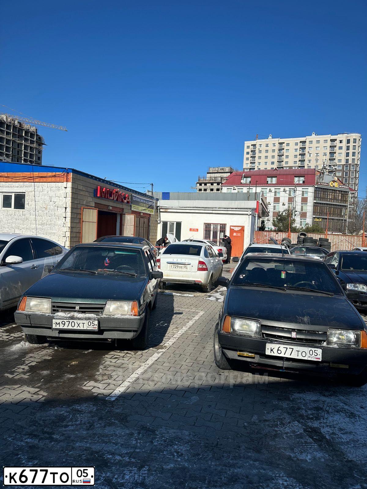 Фото автомобиля LADA 2108 SAMARA, 1992 — госномер К677ТО05. Цвет: МОКРЫЙ АСФАЛЬТ