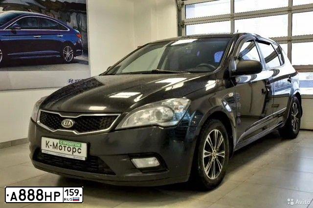 Фото автомобиля KIA CEE'D, 2011 — госномер А888НР159. Цвет: ЧЕРНЫЙ ПЕРЛАМУТР