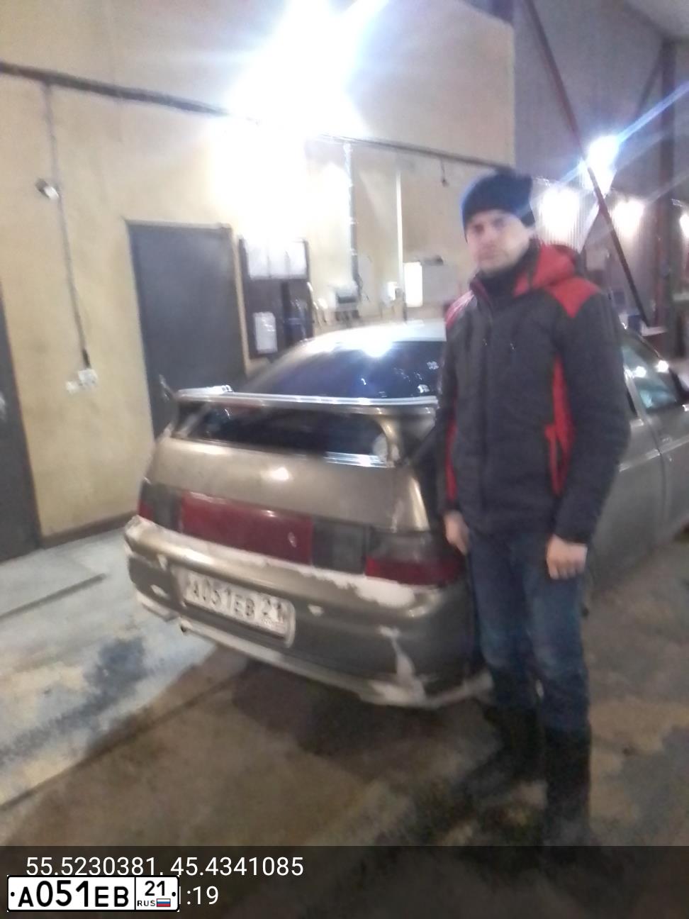 Фото автомобиля LADA 2112, 2002 — госномер А051ЕВ21. Цвет: СЕРО ЗЕЛЕНЫЙ