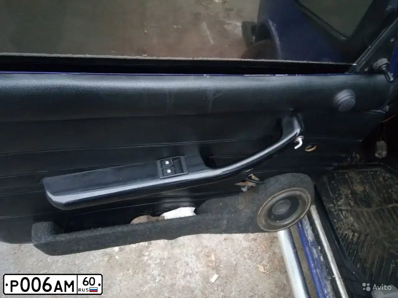 Фото автомобиля LADA 2106, 1997 — госномер Р006АМ60. Цвет: синий