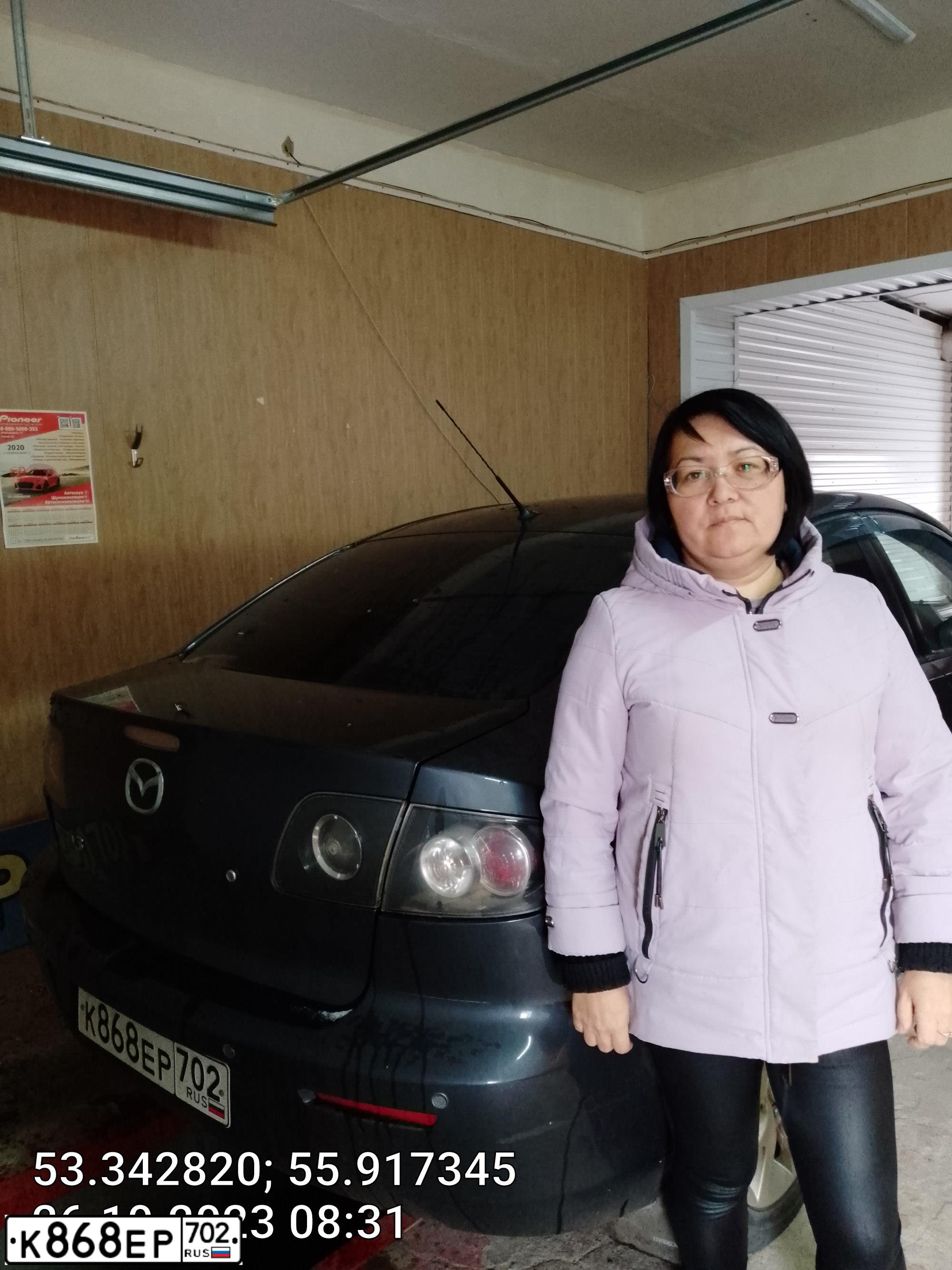 Фото автомобиля MAZDA 3, 2007 — госномер Е980ЕС102. Цвет: ТЕМНО-СЕРЫЙ