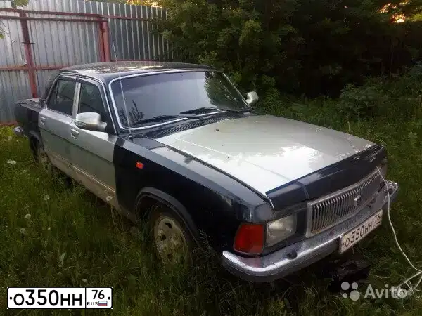 Фото автомобиля GAZ 3102 WOLGA, 1993 — госномер К129РО76. Цвет: ЧЕРНЫЙ