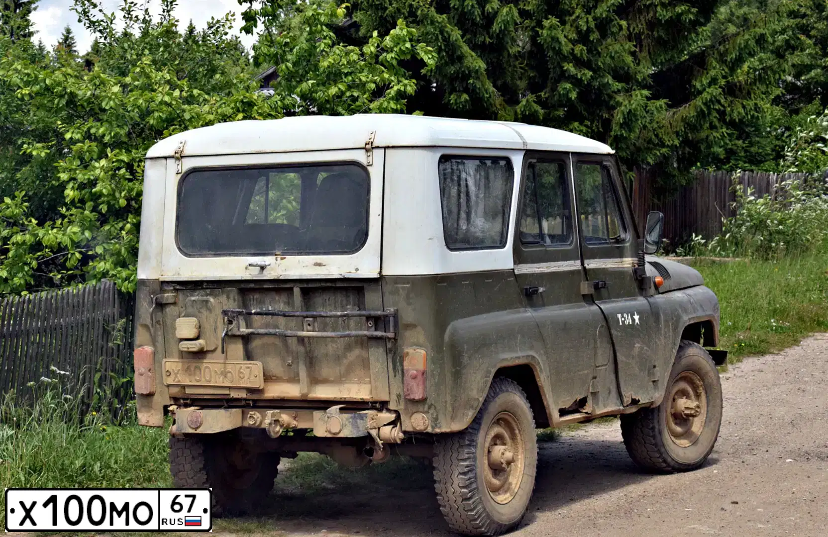 Фото автомобиля УАЗ HUNTER, 1990 — госномер Х100МО67