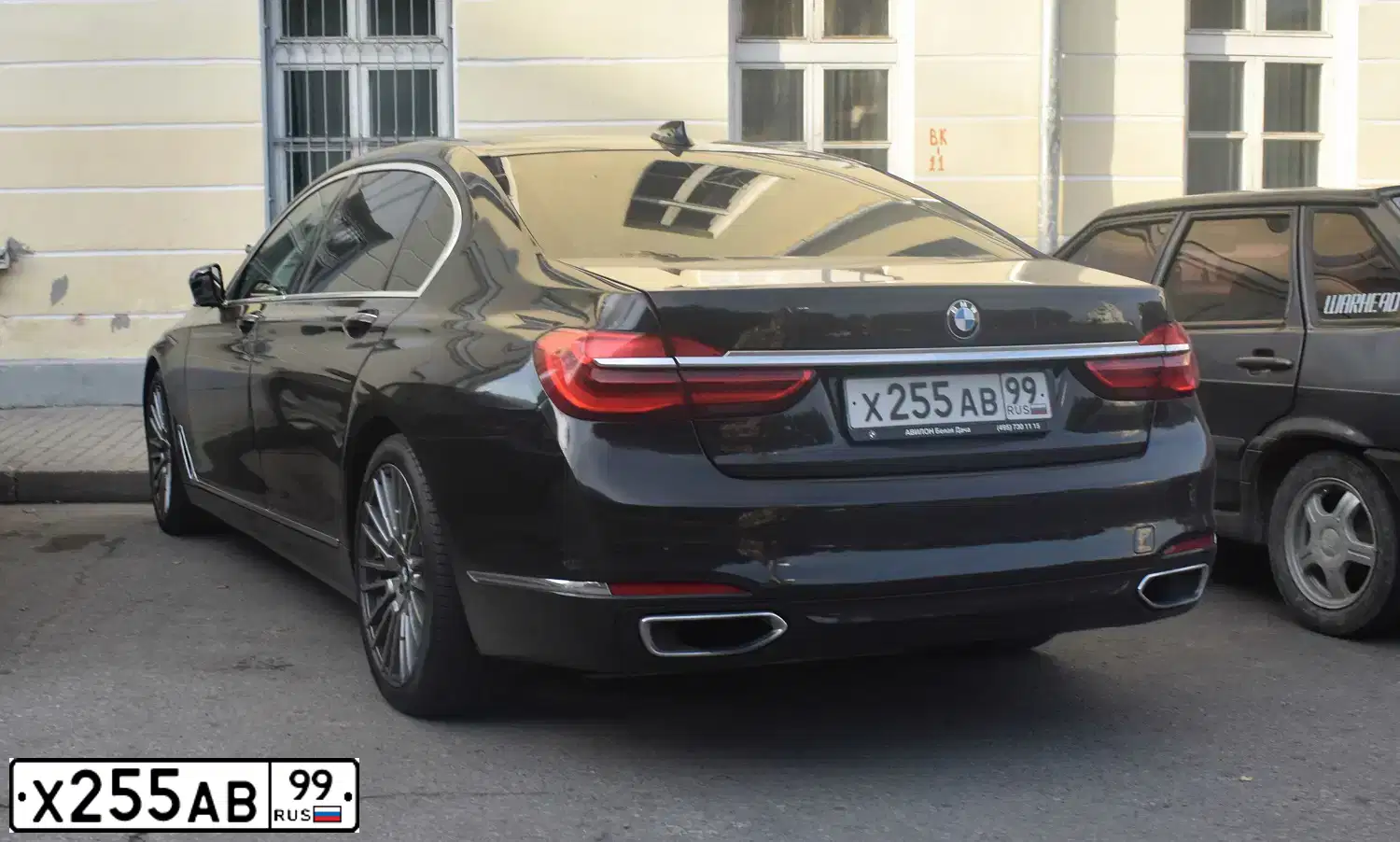 Фото автомобиля BMW 7ER, 2017 — госномер Т007АР198