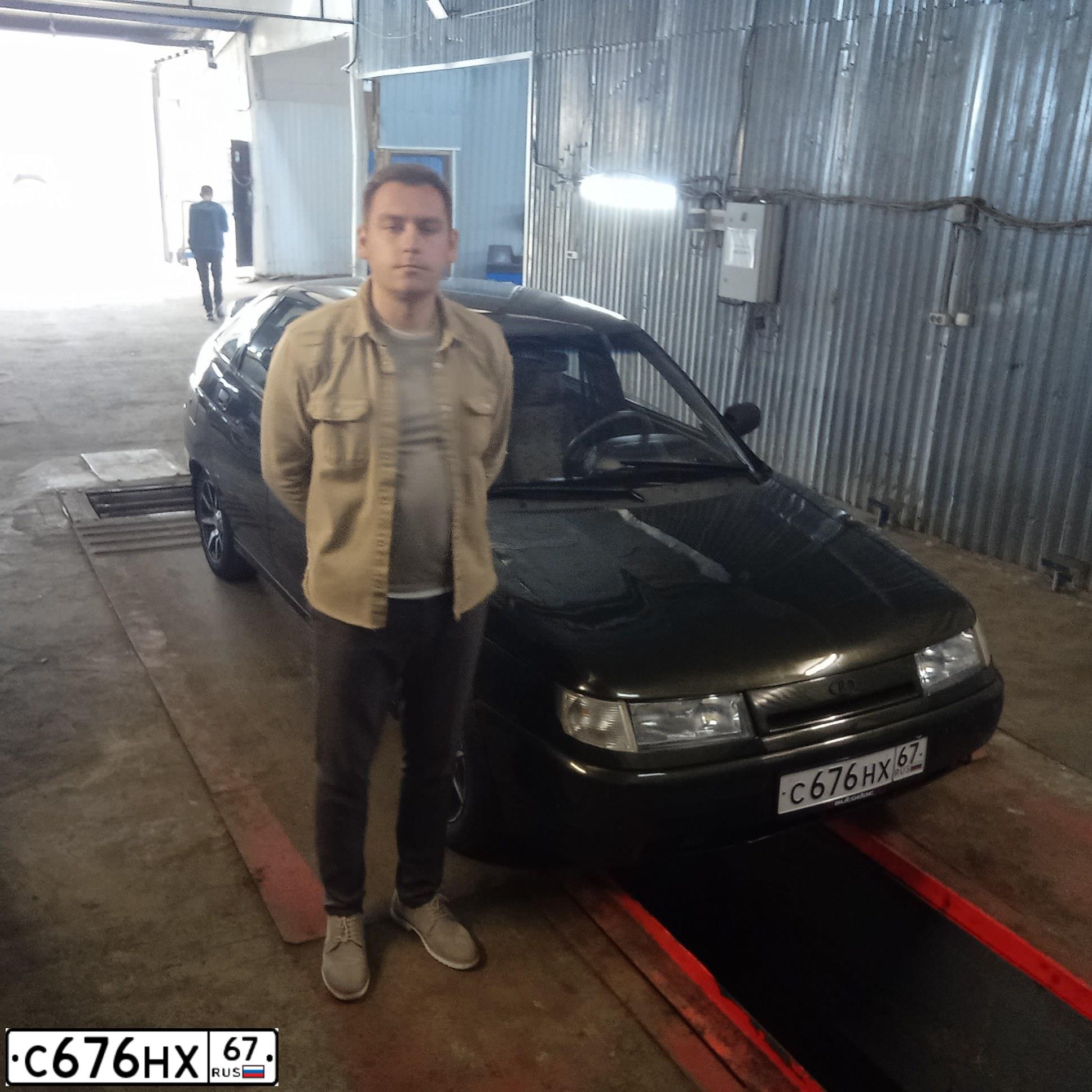 Фото автомобиля LADA 2112, 2005 — госномер К342МВ790. Цвет: ЗОЛОТИСТЫЙ ТЕМНО-ЗЕЛЕНЫЙ