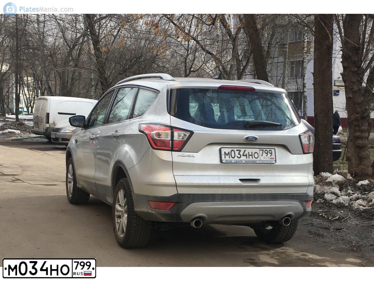 Фото автомобиля FORD KUGA, 2018 — госномер М034НО799. Цвет: Серебристый
