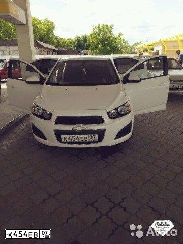 Фото автомобиля CHEVROLET AVEO, 2012 — госномер К454ЕВ07. Цвет: БЕЛЫЙ