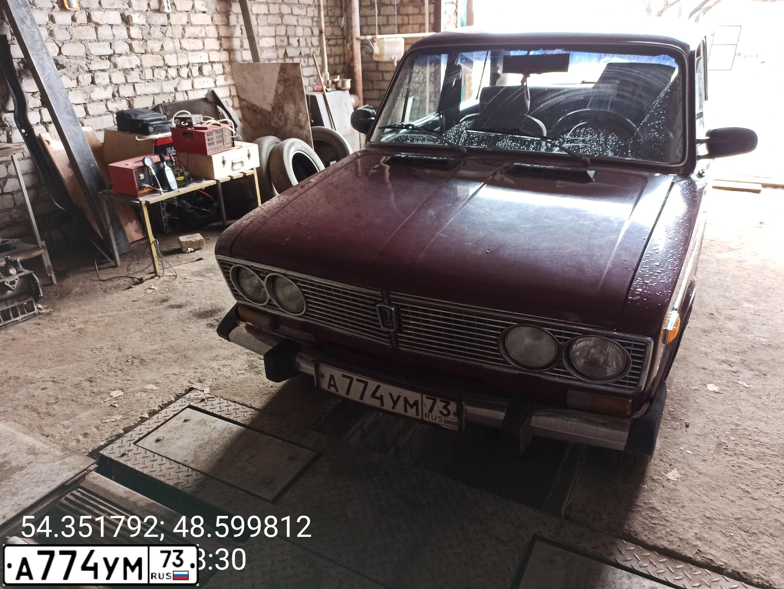 Фото автомобиля LADA 2106, 1983 — госномер А774УМ73. Цвет: ВИШНЕВЫЙ