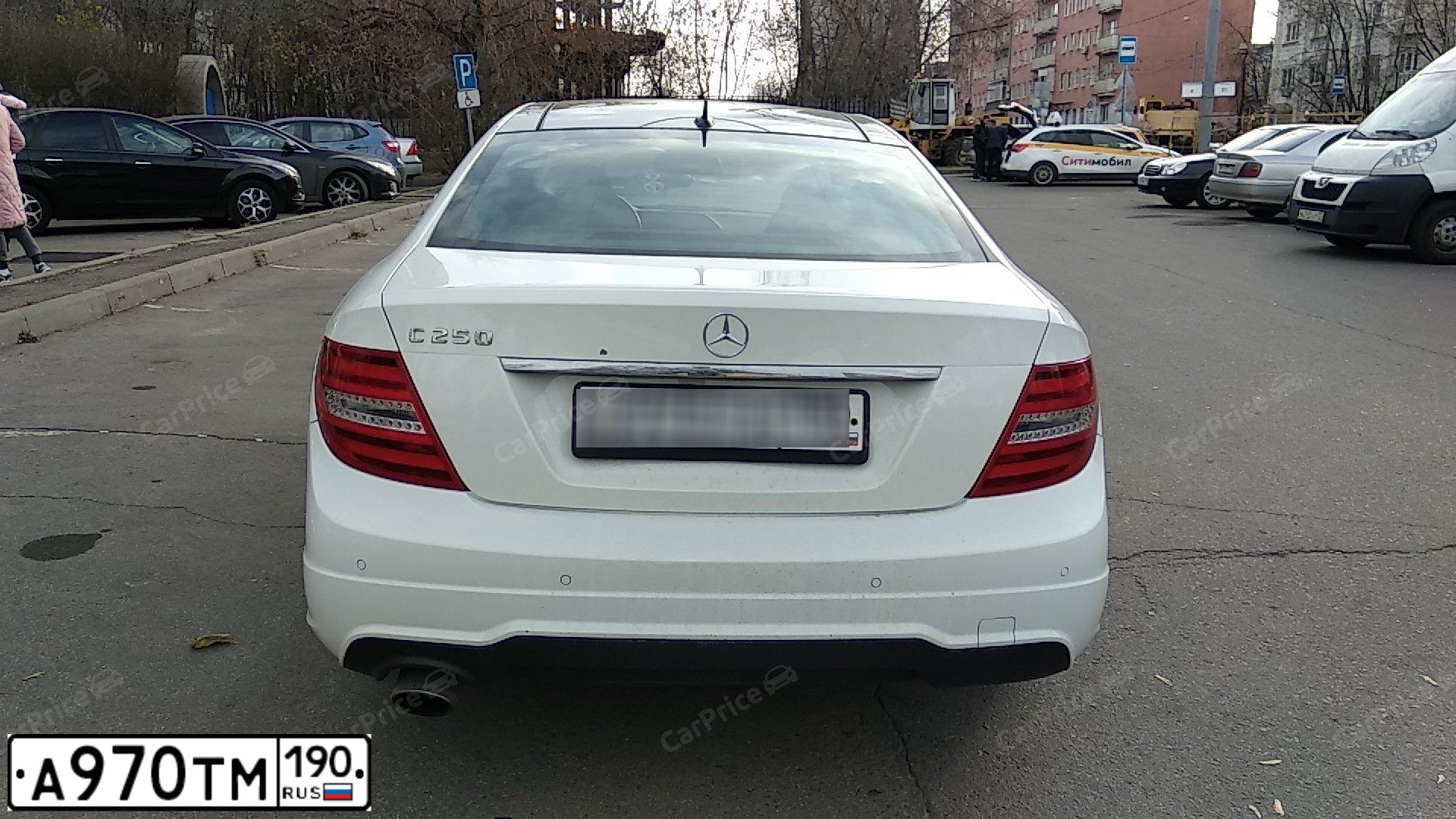 Фото автомобиля MERCEDES C-KLASSE, 2012 — госномер А970ТМ190. Цвет: Белый
