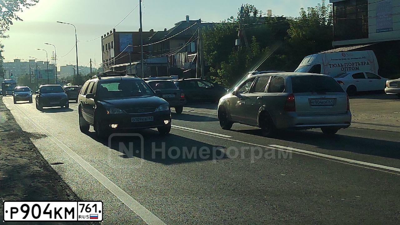 Фото автомобиля CHEVROLET LACETTI, 2007 — госномер К099ТМ777. Цвет: СЕРЕБРИСТЫЙ