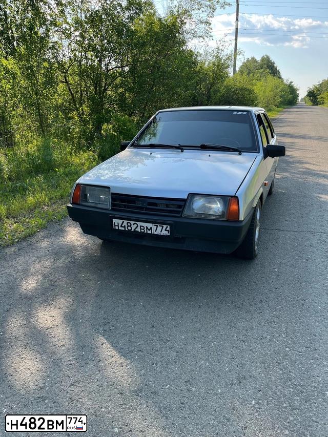Фото автомобиля LADA 2109 SAMARA, 2000 — госномер Н482ВМ774. Цвет: Серебристо-Желтый