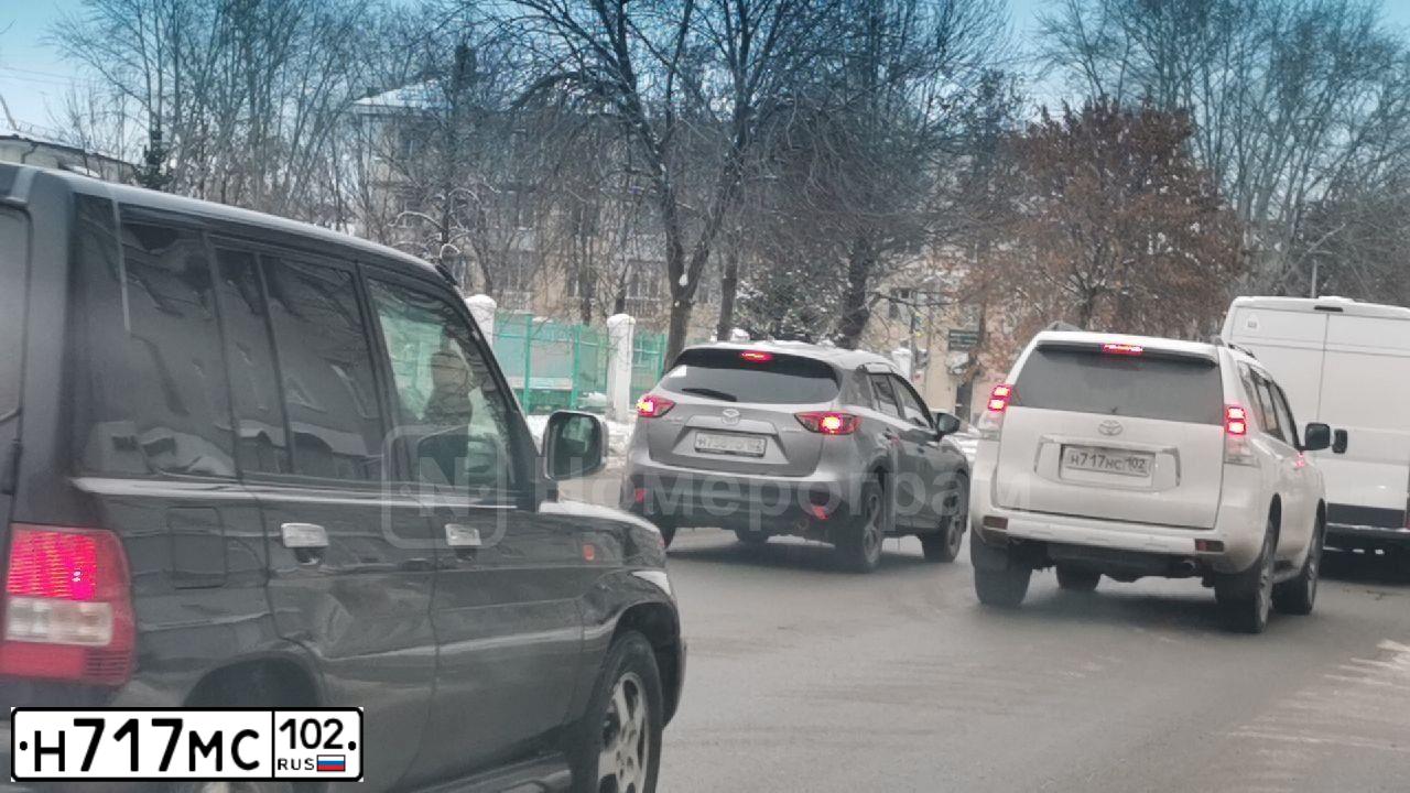 Фото автомобиля AUDI Q3, 2012 — госномер К189ОЕ702. Цвет: Белый