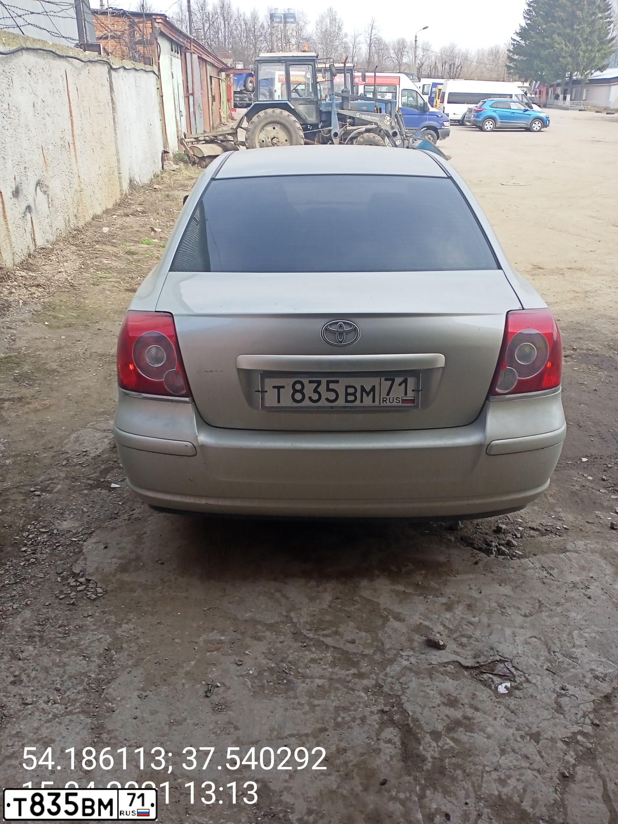 Фото автомобиля TOYOTA AVENSIS, 2006 — госномер Т835ВМ71. Цвет: Серебристый