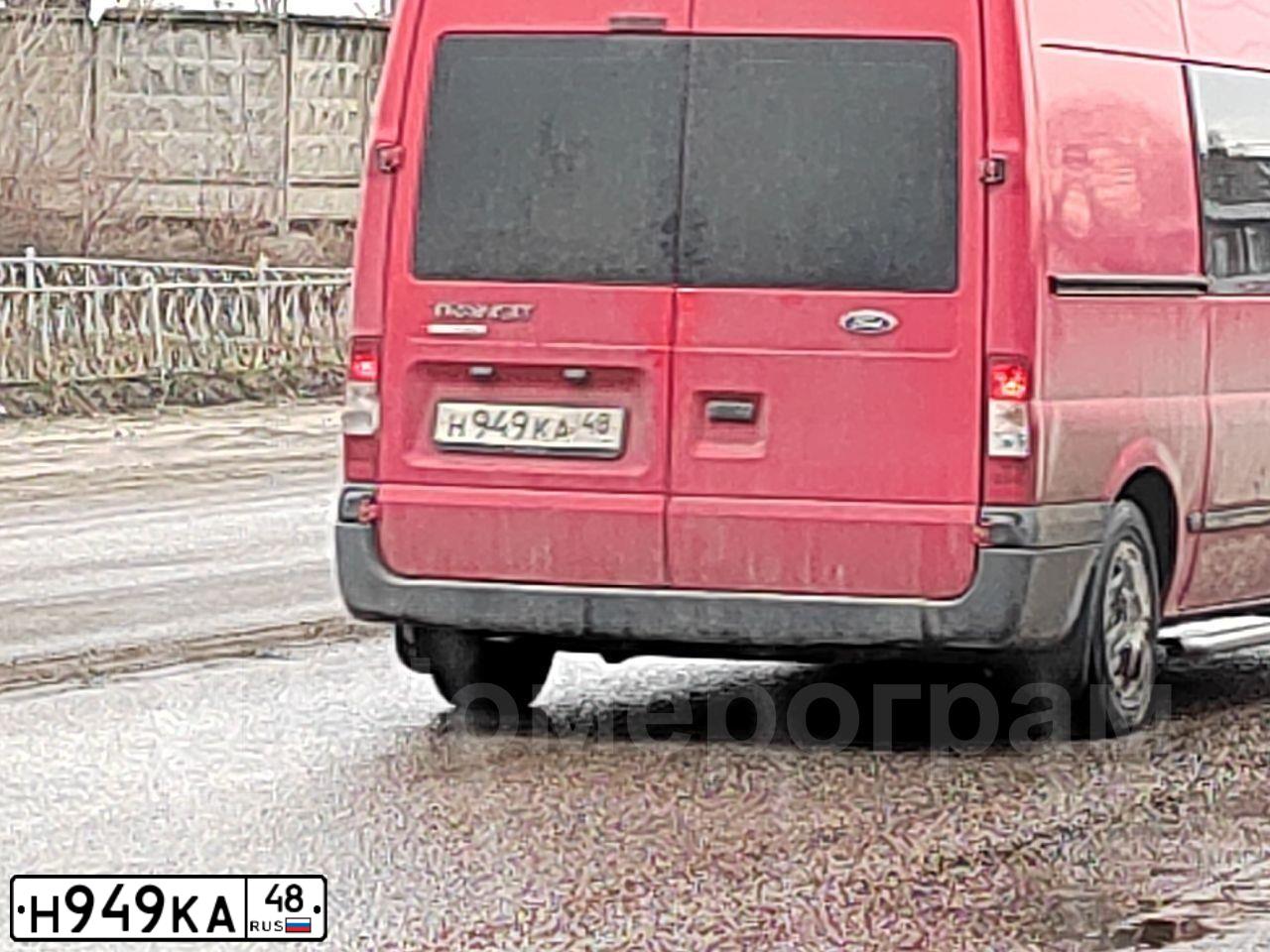 Фото автомобиля FORD TRANSIT, 2009 — госномер Н949КА48. Цвет: Красный