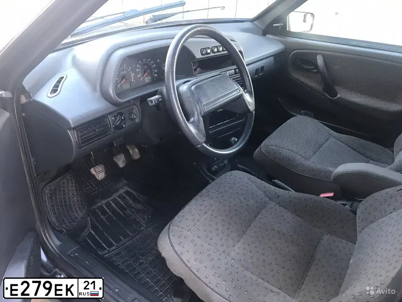 Фото автомобиля LADA 2114 SAMARA, 2008 — госномер Е279ЕК21. Цвет: графитовый металлик