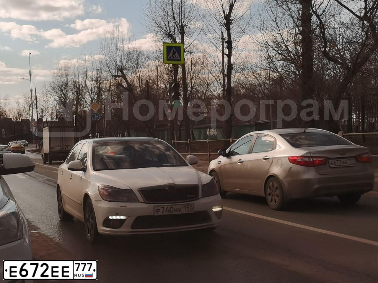 Фото автомобиля KIA SPORTAGE, 2014 — госномер Р246НЕ30. Цвет: ЧЕРНЫЙ
