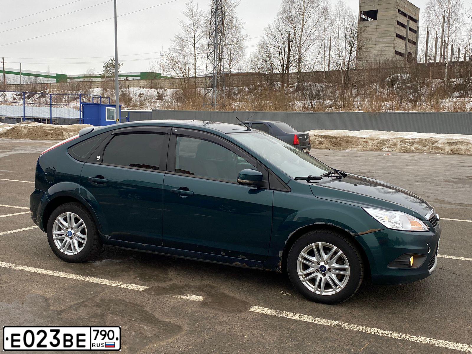 Фото автомобиля FORD FOCUS, 2008 — госномер В258ТК37. Цвет: Темно-зеленый