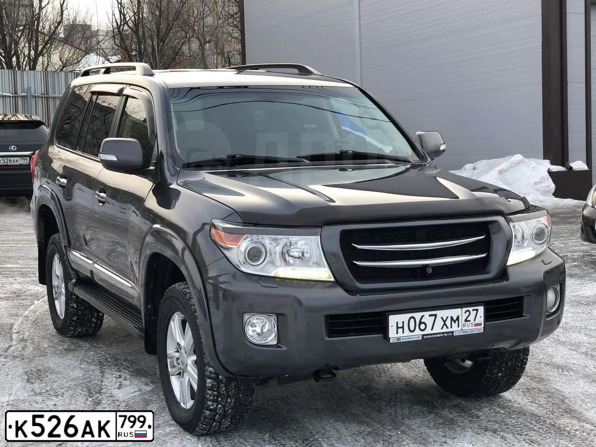 Фото автомобиля LEXUS S RX, 2010 — госномер Р777ЕЕ197. Цвет: ЧЕРНЫЙ