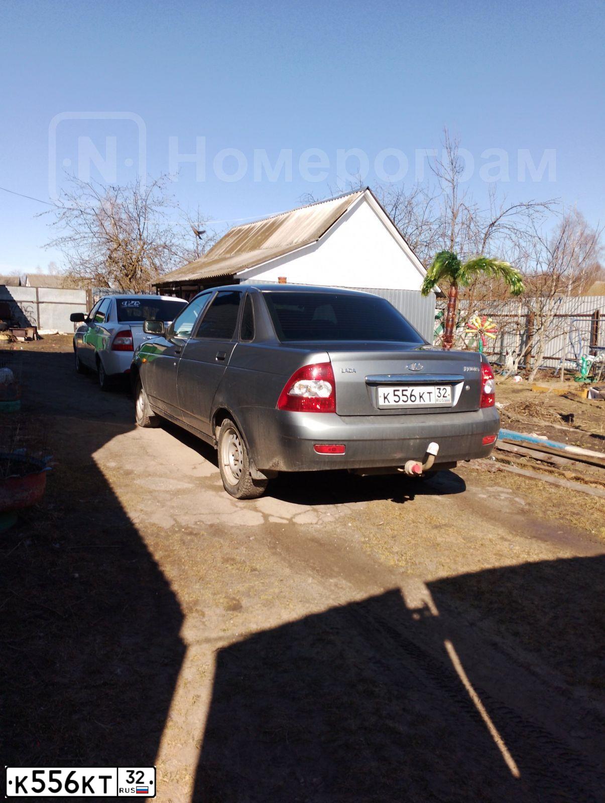 Фото автомобиля LADA 2170 PRIORA, 2008 — госномер К556КТ32. Цвет: СЕРО-ЗЕЛЕНЫЙ
