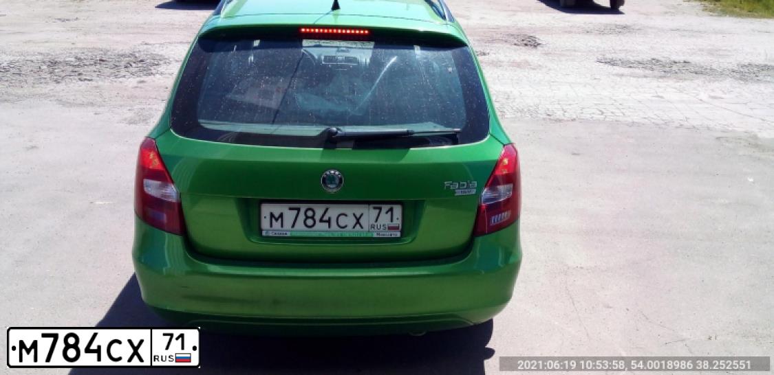 Фото автомобиля SKODA FABIA, 2010 — госномер М784СХ71. Цвет: ЗЕЛЕНЫЙ