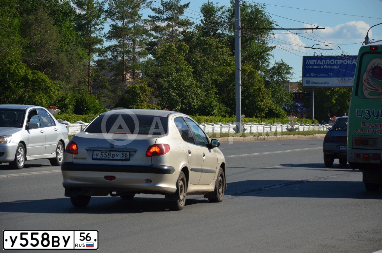 Фото автомобиля PEUGEOT 206, 2007 — госномер У558ВУ56. Цвет: СЕРЫЙ