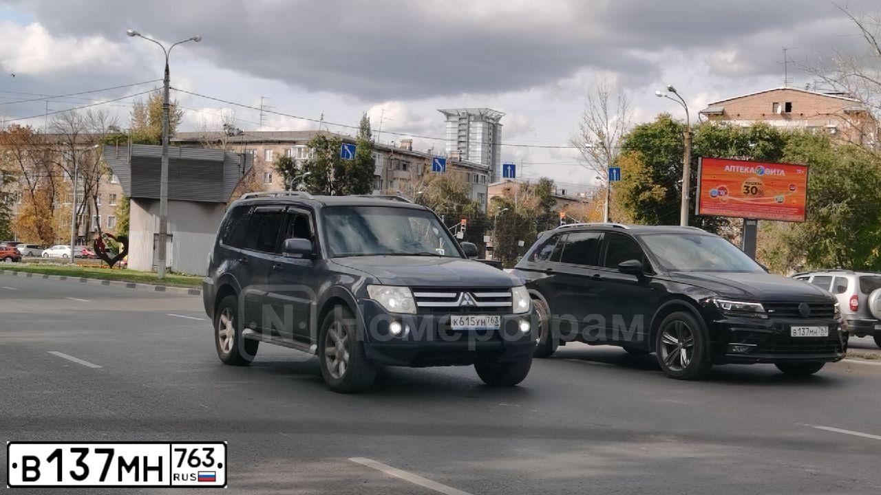 Фото автомобиля VOLKSWAGEN TIGUAN, 2019 — госномер В137МН763. Цвет: ЧЕРНЫЙ