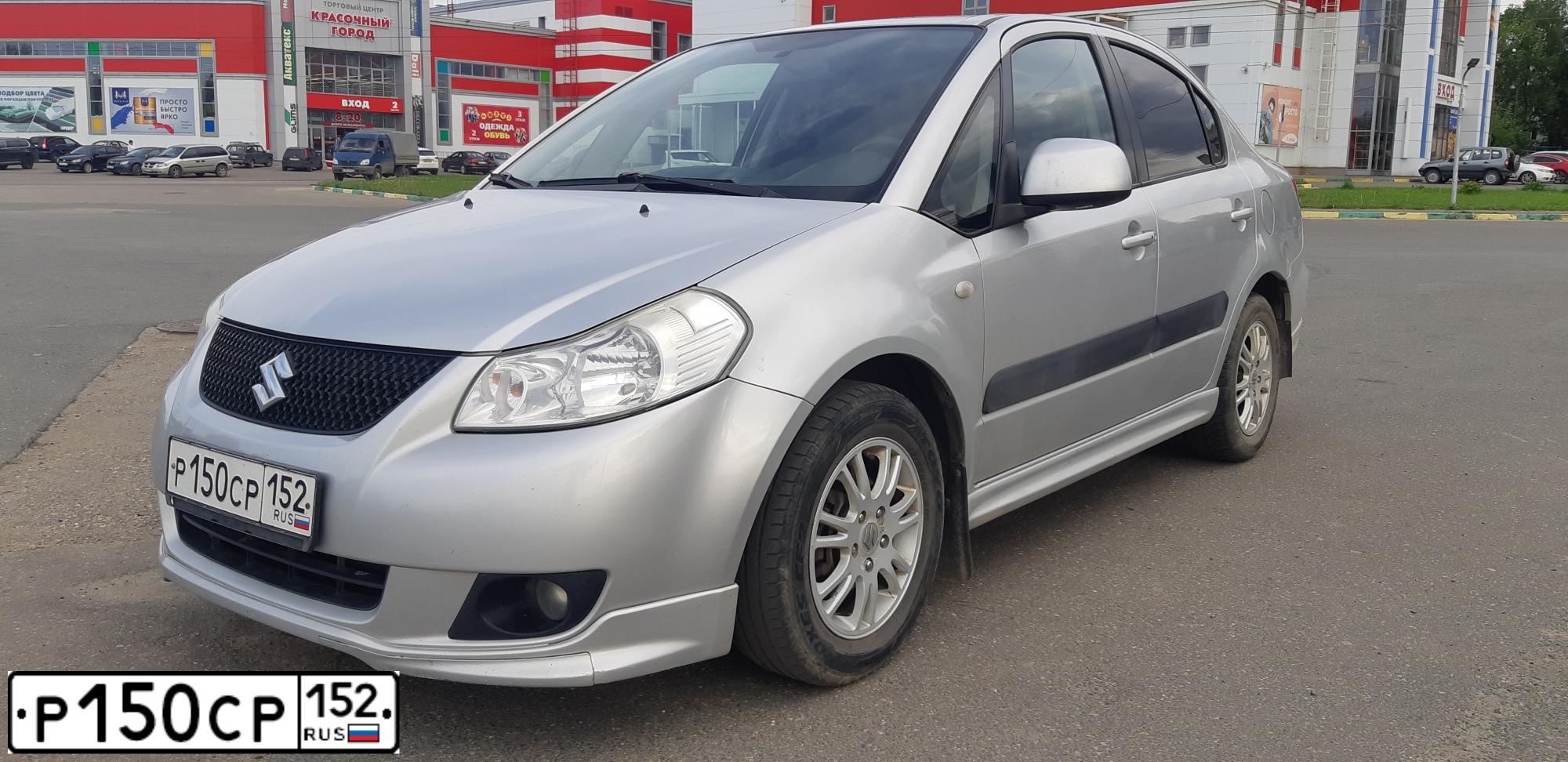 Фото автомобиля SUZUKI SX 4, 2010 — госномер Р150СР152. Цвет: СЕРЕБРИСТЫЙ