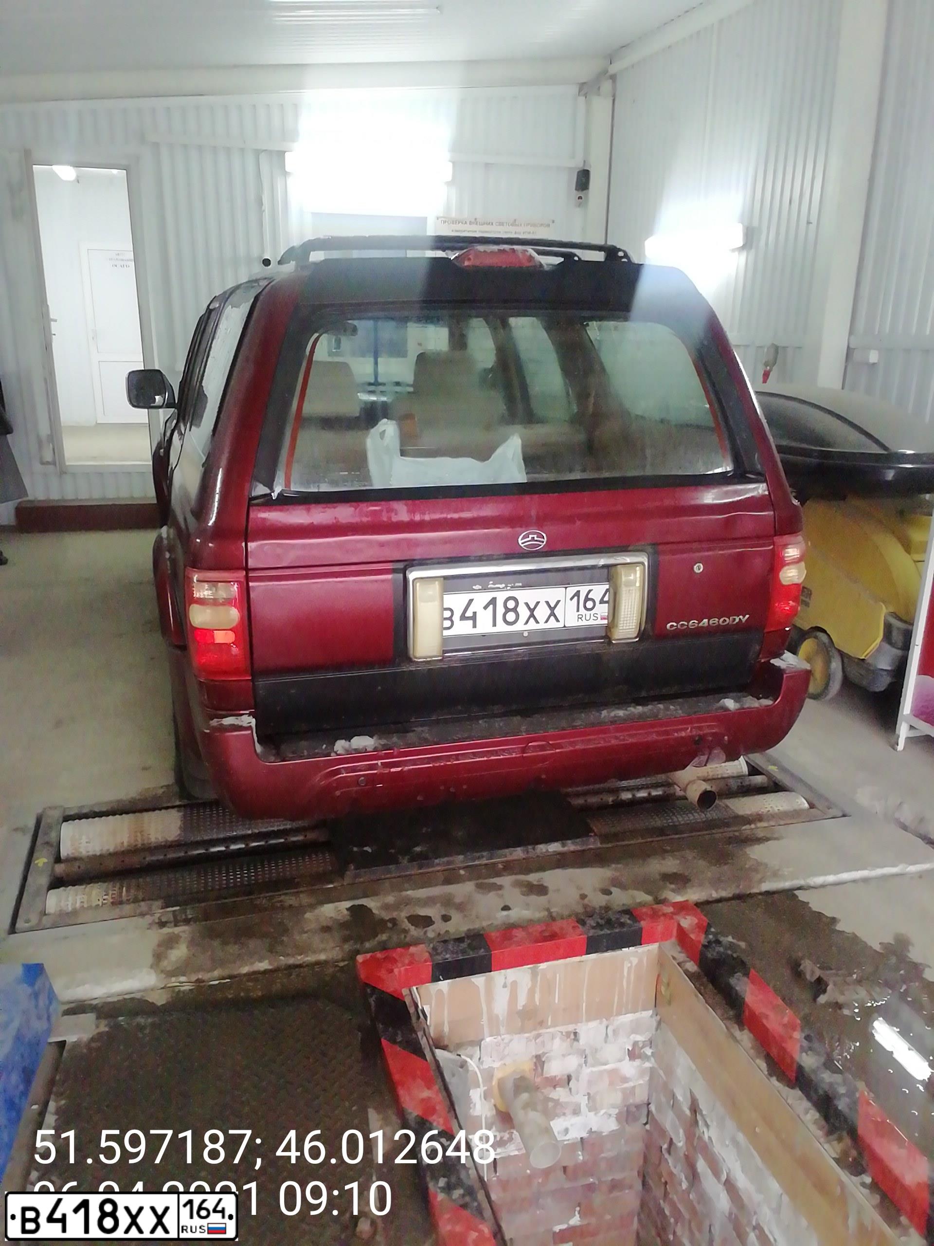Фото автомобиля GREAT WALL SAFE, 2007 — госномер В418ХХ164. Цвет: Красный