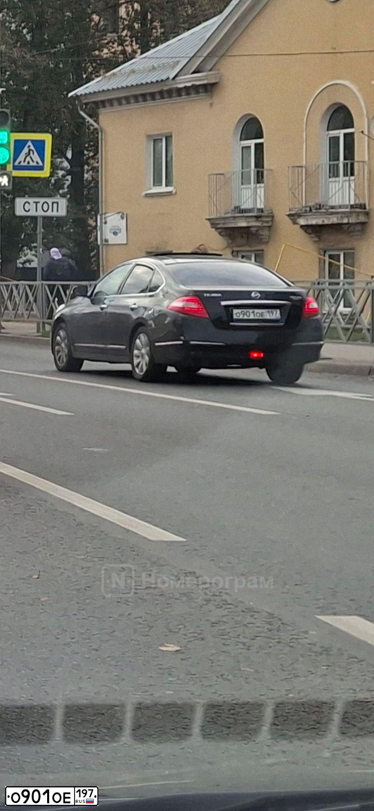 Фото автомобиля NISSAN TEANA, 2011 — госномер О901ОЕ197. Цвет: ЧЕРНЫЙ
