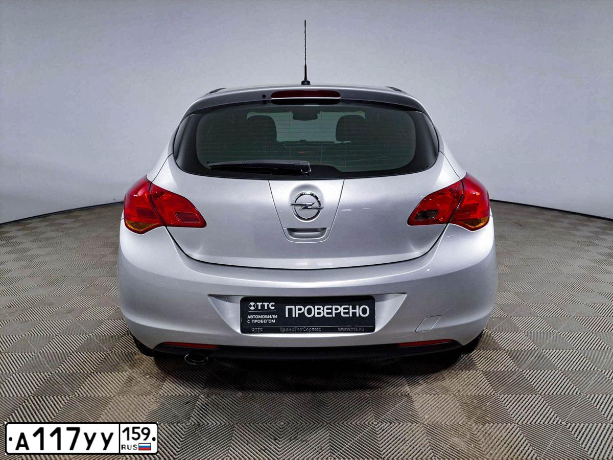 Фото автомобиля OPEL ASTRA, 2011 — госномер Е158УА702. Цвет: СЕРЕБРИСТЫЙ МЕТАЛЛИК