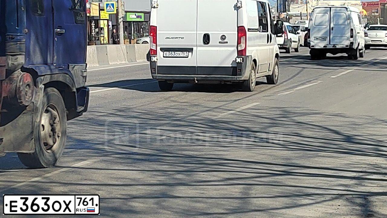 Фото автомобиля TAGAZ ACCENT, 2004 — госномер Е363ОХ761. Цвет: БЕЖЕВЫЙ