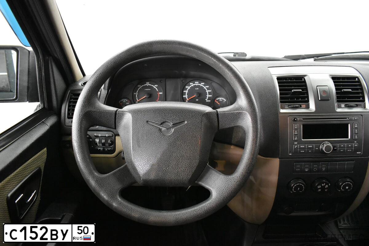 Фото автомобиля JEEP CHEROKEE, 1987 — госномер С152ВУ50. Цвет: СИНИЙ ТЕМНЫЙ