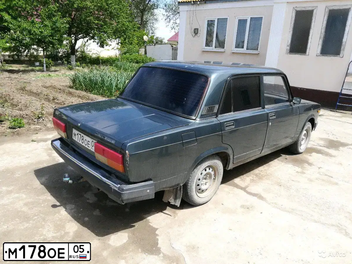 Фото автомобиля LADA 2107 LADA, 2011 — госномер М178ОЕ05. Цвет: СЕРО-СИНЕ-ЗЕЛЕНЫЙ