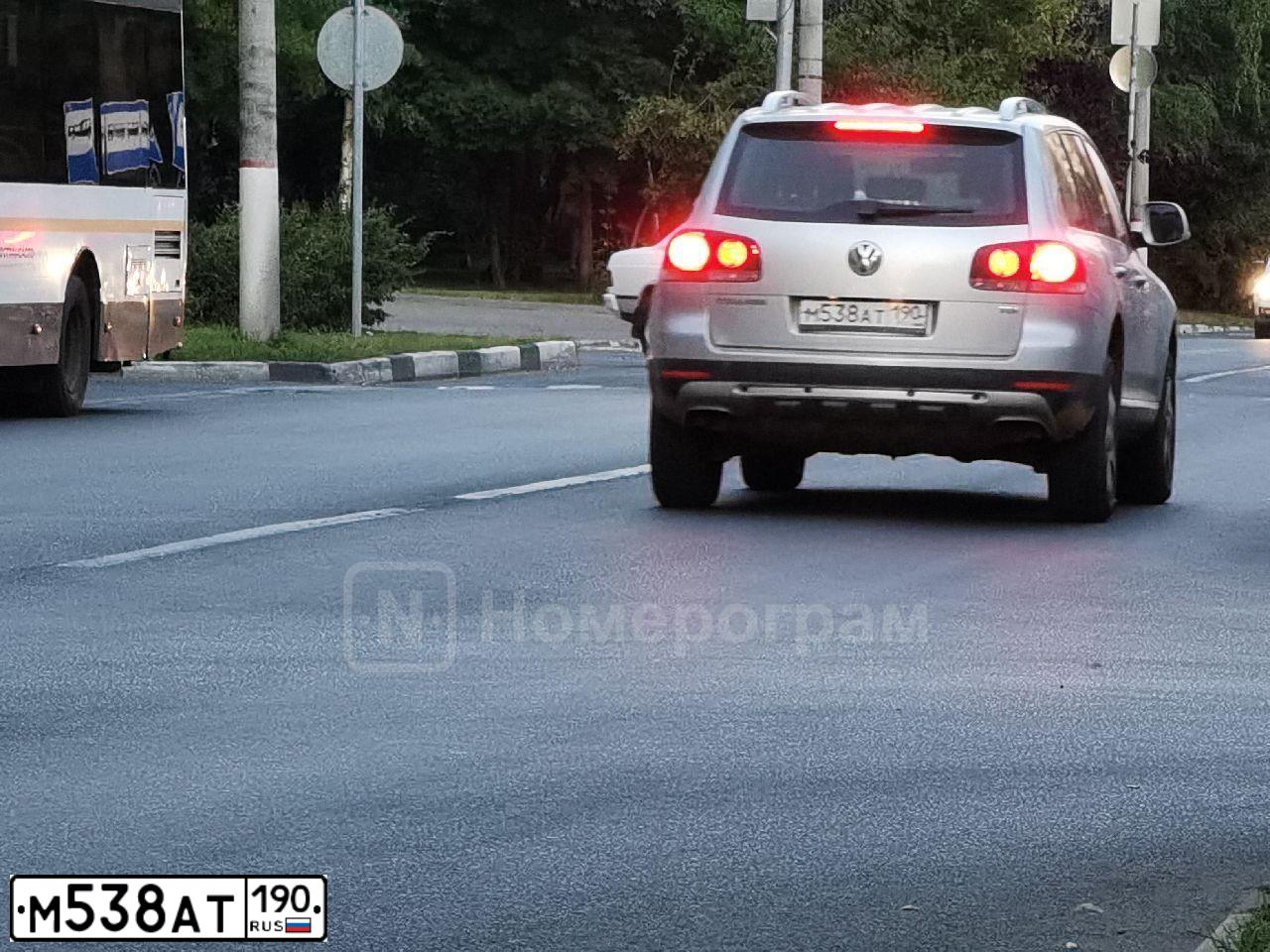 Фото автомобиля MITSUBISHI LANCER, 2005 — госномер М819МК13. Цвет: Серебристый