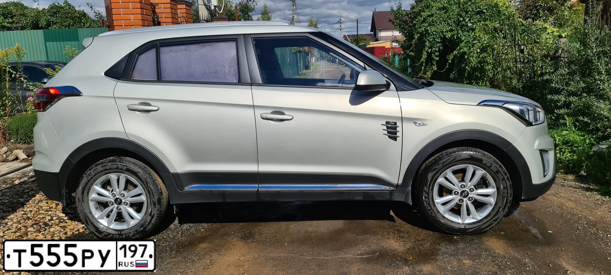 Фото автомобиля MITSUBISHI MONTERO, 2000 — госномер Т555РУ197