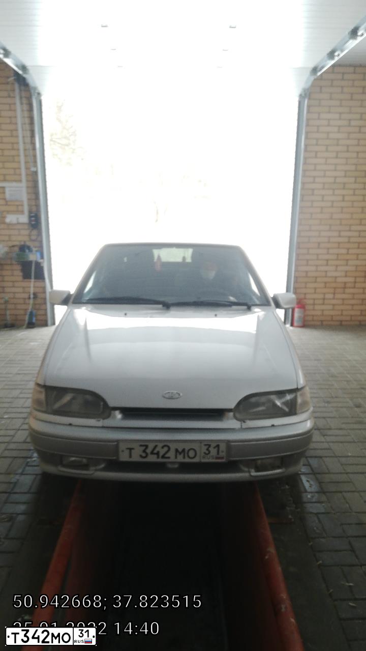 Фото автомобиля LADA 2114 SAMARA, 2006 — госномер Т342МО31. Цвет: СВЕТЛО-СЕРЕБРИСТЫЙ МЕТАЛЛ