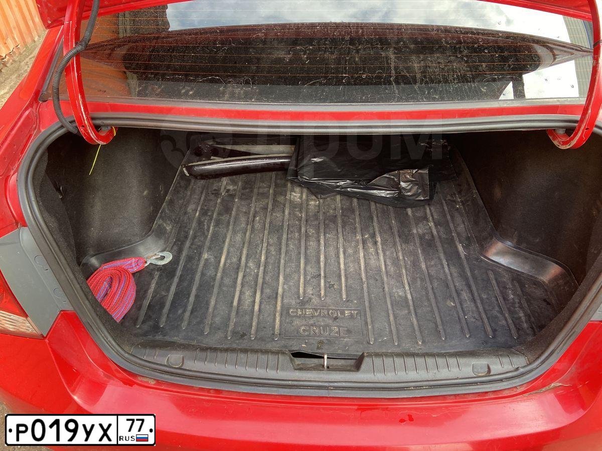 Фото автомобиля CHEVROLET CRUZE, 2013 — госномер Х531КО71. Цвет: Красный