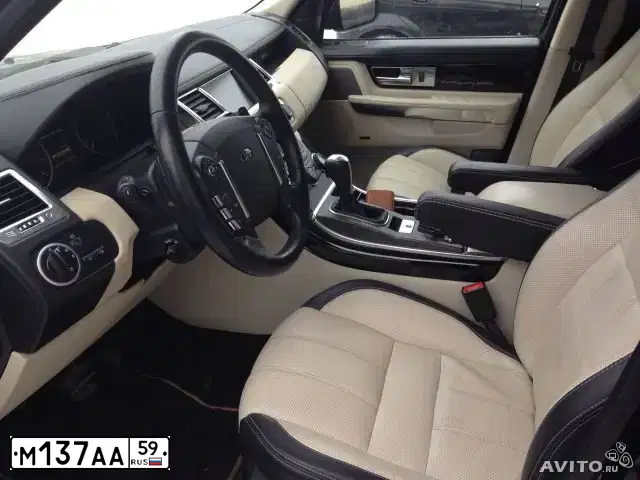 Фото автомобиля PORSCHE PANAMERA, 2020 — госномер Е912НК702. Цвет: СЕРЫЙ