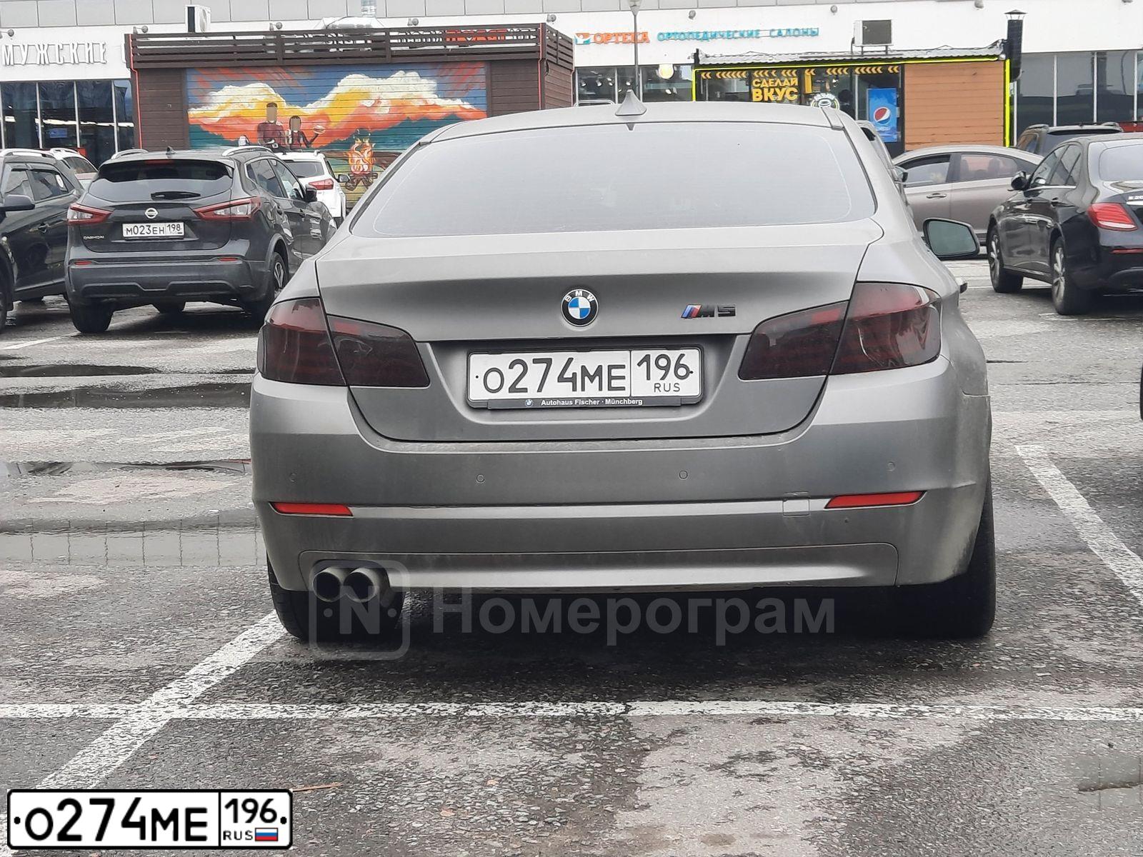 Фото автомобиля BMW SERIE 5, 2012 — госномер Е352СН147. Цвет: синий
