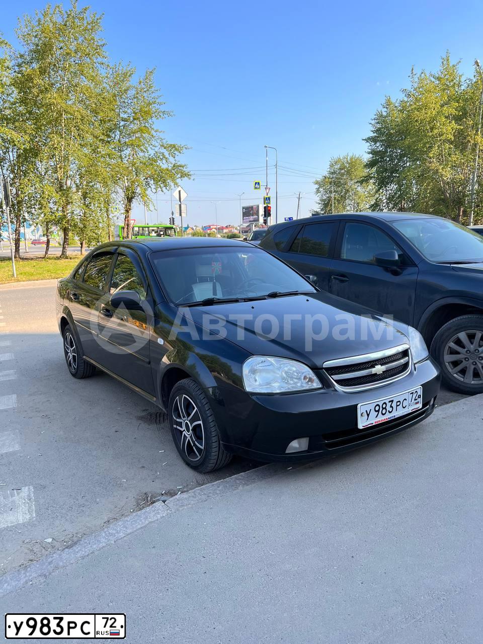 Фото автомобиля CHEVROLET LACETTI, 2007 — госномер У983РС72. Цвет: ЧЕРНЫЙ