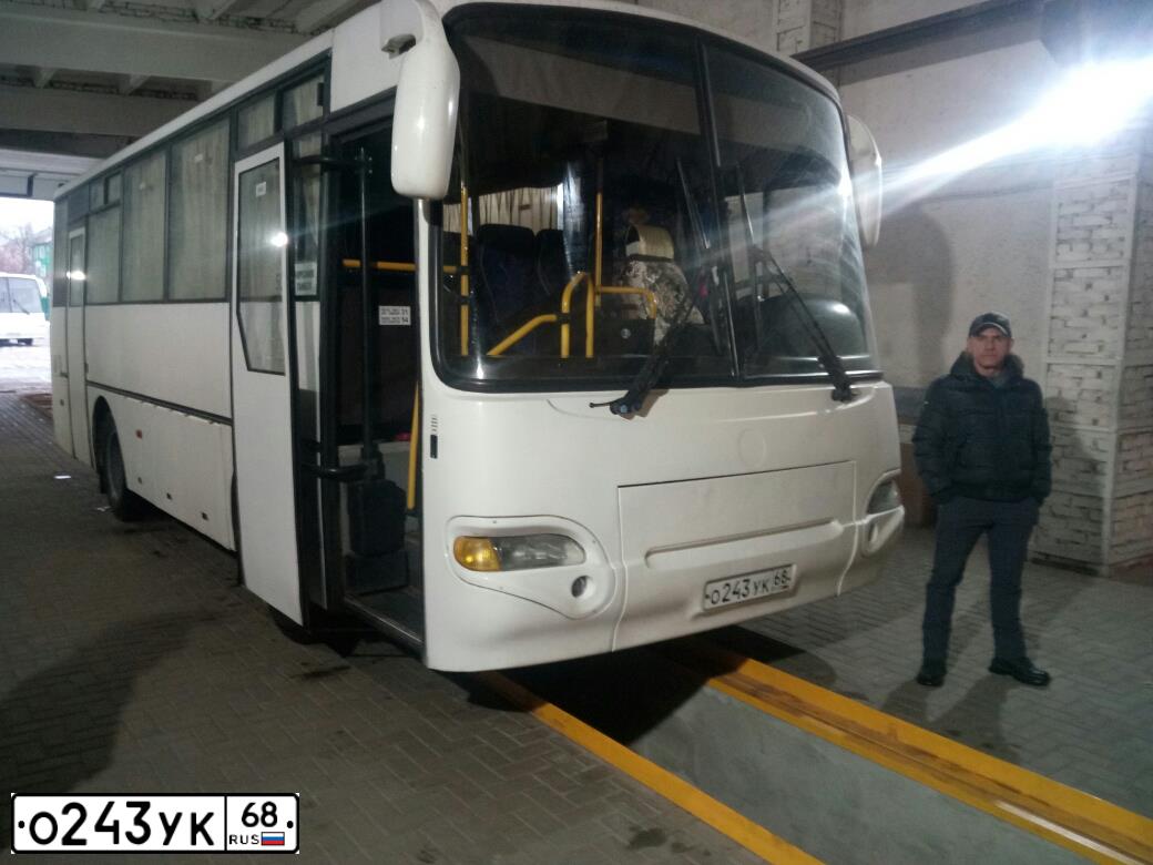 Фото автомобиля KAVZ 4235, 2009 — госномер О243УК68. Цвет: Белый