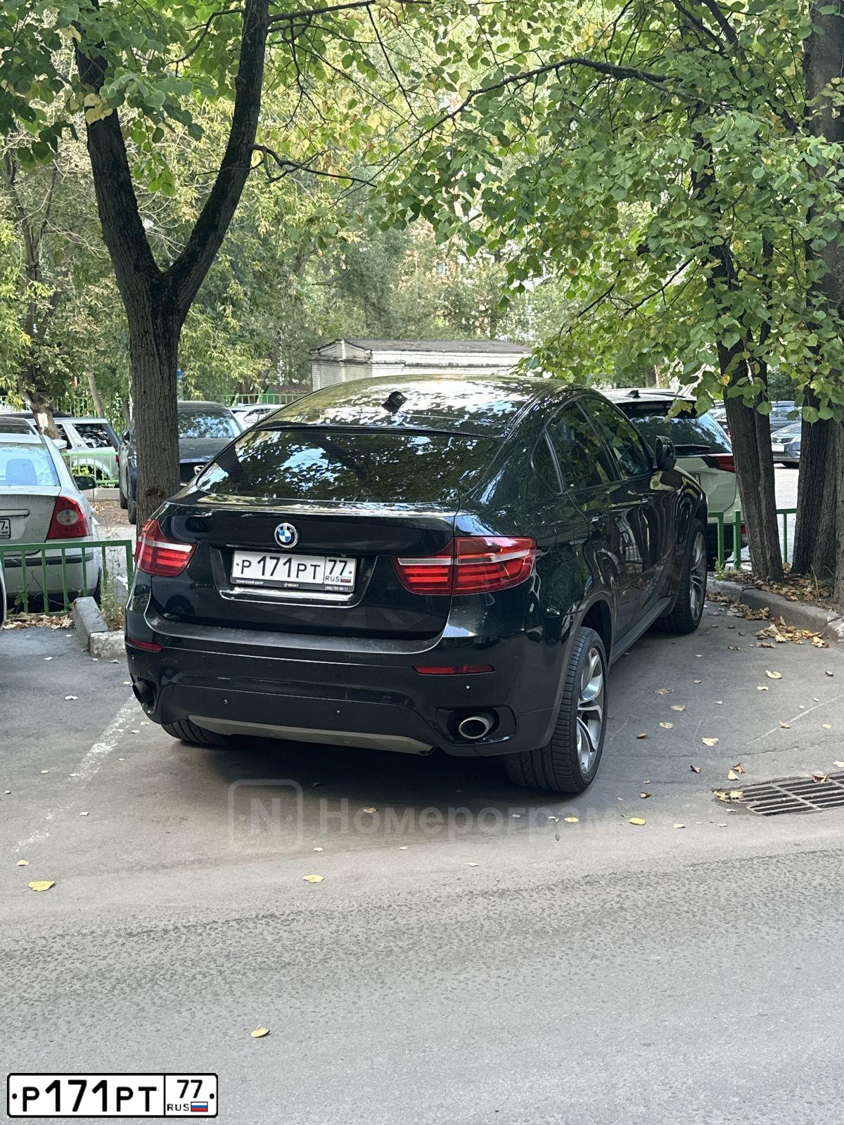 Фото автомобиля VAZ 2106 LADA, 1976 — госномер О722ОО197. Цвет: БЕЛЫЙ
