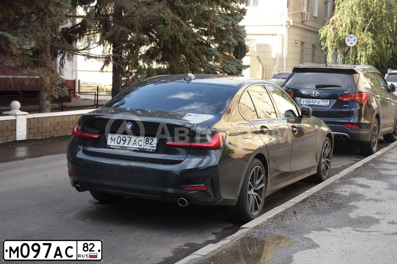 Фото автомобиля BMW 320, 2019 — госномер М893ТН134. Цвет: ЧЕРНЫЙ