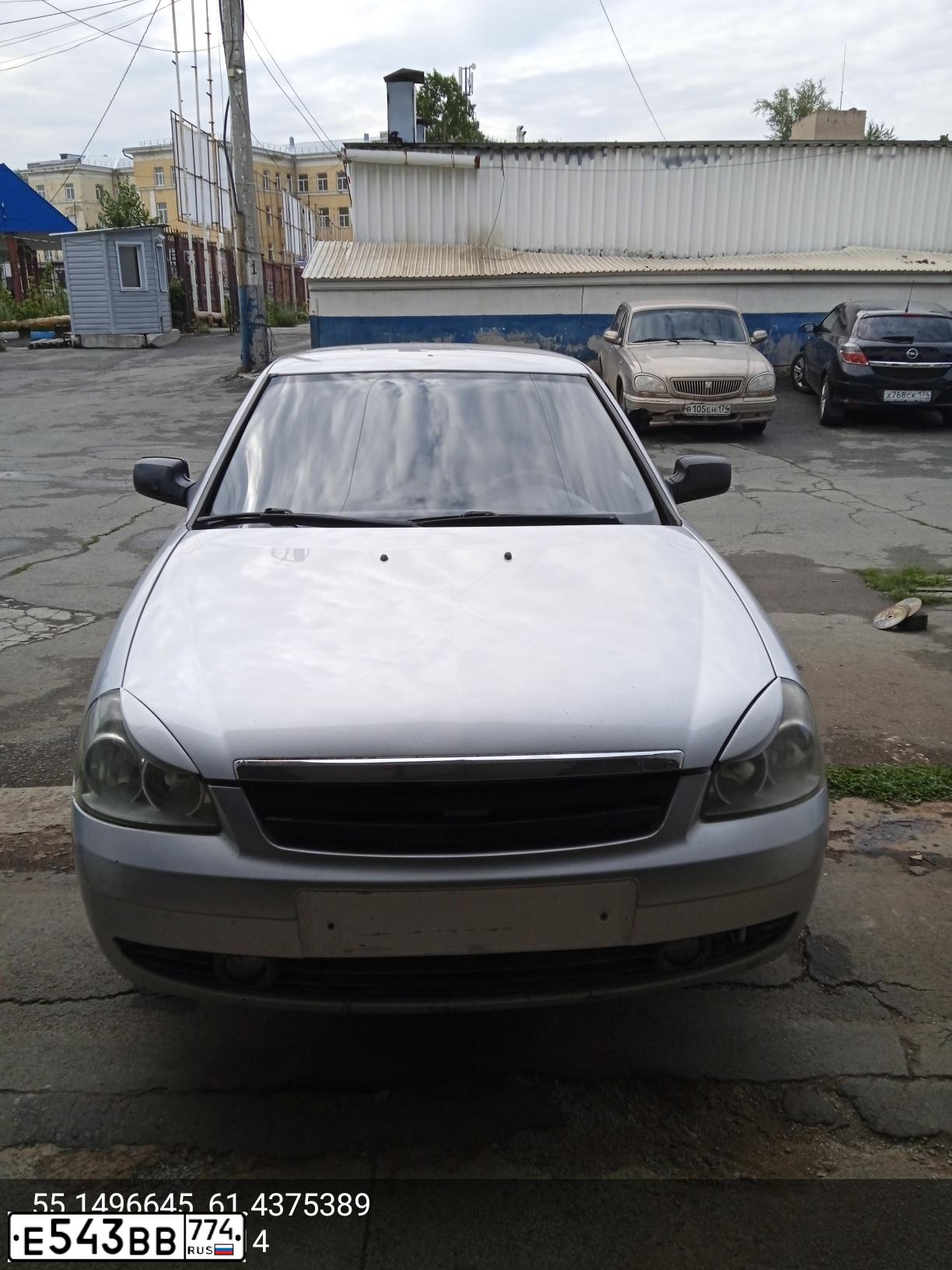 Фото автомобиля LADA 2172 PRIORA, 2008 — госномер К157ВВ774. Цвет: СВЕТЛО-СЕРЕБРИСТЫЙ МЕТАЛЛ
