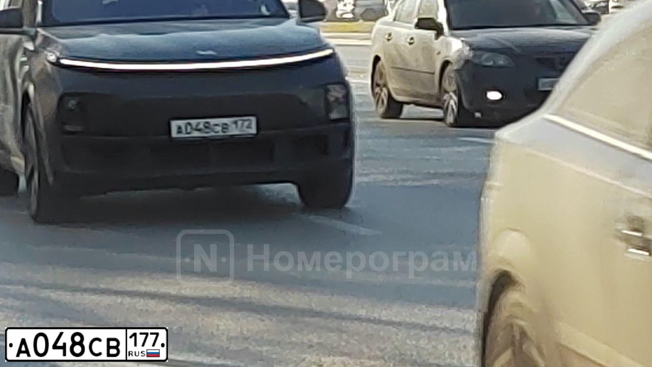 Фото автомобиля RENAULT MEGANE, 2006 — госномер Р057УТ69. Цвет: БЕЖЕВЫЙ