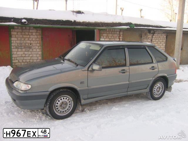 Фото автомобиля LADA 2114 SAMARA, 2006 — госномер У693ОА48. Цвет: СЕРО-ЗЕЛЕНЫЙ